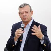 Torben participou de seis edições dos jogos olímpicos, entre 1984 e 2004. Lars Grael Socio Proprietario Lars Grael Palestras Linkedin