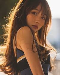 Julie Cano (julietcano)