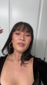 Victoria Cantwell's Instagram, Twitter & Facebook