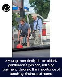Young Man's Act of Kindness at Gas Station