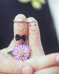 100 Most Romantic Couple Images In Hd Free Download Wedding Ring Photography Romantic Couple Images Silly Wedding Photos