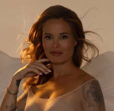 Is there any activity's you recommend that are suitable for a pregnant lady  and 5 year old child?