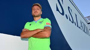 Lazio rom trikot zu bestpreisen. Serie A Bitter Fur Lazio Rom Italien Verbietet Diese Trikot Farbe Fussball International Sport Bild