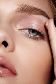 This Is The Best Selling Eye Shadow Palette At Sephora Right Now Fall Beauty Trends Makeup Trends Beauty Trends