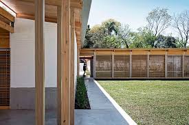There is a german rap song about it from the german rapper haftbefehl called chabos wissen wer der babo ist. Myl House Estudio Babo Archdaily