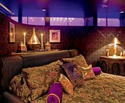 Stellen sie sich vor, sie sind die märchenhafte scheherazade aus der geschichtensammlung 1001 nacht. Orientalisches Schlafzimmer Zauberhafte Atmosphare Schaffen Archzine Net