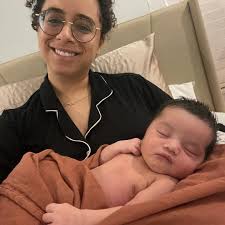 Anaya Howell's Instagram, Twitter & Facebook