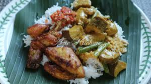 Sejak diperkenalkan di kuala lumpur. Ayam Goreng Nasi Kak Wook Yang Original Azie Kitchen