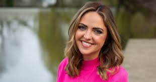 Kreative Geschäftsidee: Junge Sportlerin aus dem Kreis Gütersloh verkauft  Zeit