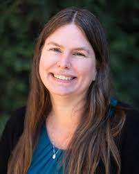 Erin Lind's Instagram, Twitter & Facebook