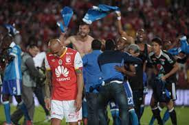 Millonarios vs santa fe 2 4 liga aguila 2019 ii fecha 19. A Un Ano Del Clasico Bogotano Que Le Dio El Titulo A Millonarios Sobre Santa Fe El Espectador