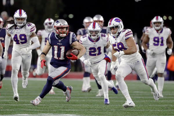 The Patriots Beat the Bills (Again) Behind Julian Edelman - The New York  Times