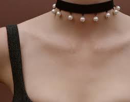 Pearl Choker With Black Band Perfect For The Fearless And Edgy Female Cultured Pearl Necklace Pearls Freshwater Cultured Pearls