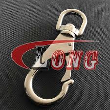 Stainless steel swivel eye boat snap hook with a spring loaded safety catch, the swivel action reduces the risk of tangled or knotted attachments. Stainless Steel Swivel Eye Boat Snap Hook China Lg