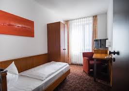 There's usually an obvious main wall to put the bed, and i don't like to get too clever as far as placement—like floating the bed frame in the middle of the room or at an. Single Room Standard