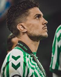 Abel Gallardo (@abel_agr)