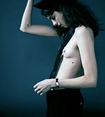 Margaret qualley nude - stvincent.nupark.com