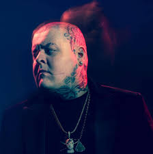 Adam Wutzke's Instagram, Twitter & Facebook