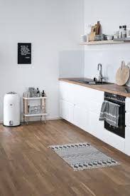 Kuchenruckwand Aus Fliesenaufklebern Metro Fliesen Fur Den Scandi Look Fliesenaufkleber Kuche Wohnung Kuche Und Fliesenaufkleber
