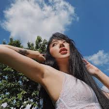 พลอยชมพู), is a thai singer, songwriter, actress, model, influencer, gamer, ambassador and youtuber thai german heritage. Ig à¸žà¸¥à¸­à¸¢à¸Šà¸¡à¸ž à¸à¸²à¸™à¸™ à¸™ à¸ à¸²à¸£à¸§ à¹„à¸§à¹€à¸à¸¥
