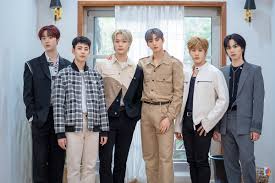 아스트로) is a south korean boy band formed by fantagio that debuted in 2016. How Old Is Mj From Astro