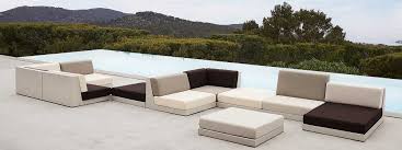 Modular 5 seater corner sofa and duka table in white aluminium. Pixel Modular Garden Sofa By Vondom Luxury Exterior Furniture