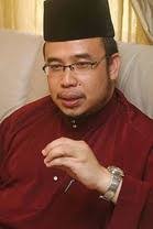 Mohd asri bin zainul abidin or better known as dr. Quote By Mohd Asri Zainul Abidin We Sometimes Fail To Realise That When We Pray