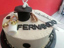 Diseñadas por profesionales, estas plantillas se enfocan en el mensaje con un estilo minimalista. Pastel De Graduacion Sencillo Pero K Dulce Reposteria Facebook