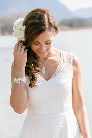 So lassen sich die kosten für das kleid reduzieren und das budget eurer hochzeit etwas schonen. Braut Fussl Schmuck Zeit Juwelier Fussl Ihr Schmuckfachgeschaft In Landshut