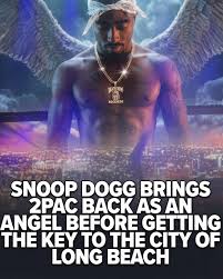 Snoop Dogg made Long Beach feel Pac’s presence again.
