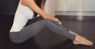 как убрать ушки на бедрах в тренажерном зале видео Gimnastika Protiv Cellyulita Dlya Vnutrennej Storony Nog Optimalnaya Programma Trenirovok Dlya Nachinayushih 15 Povtorenij 1 2 Po Gimnastika Cellyulit Uprazhneniya