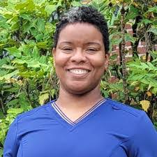 Serena Moss's Instagram, Twitter & Facebook