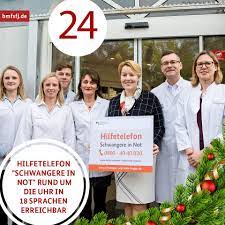 Es gibt schon immer etwas was sie die bundesministerin oder @gordonlemm fragen wollten, am 03. Adventskalender Turchen Nummer 24 Das Franziska Giffey Facebook