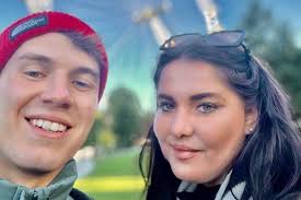 Queen lying-in-state queue strangers 'might go to Glastonbury'