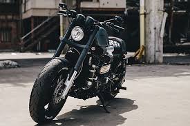 Triumph Rocket Iii Cafe Racer Wenley Andrews In 2020 Triumph Rocket Cafe Racer Racer