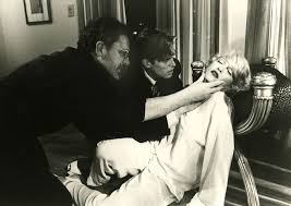 The film stars madonna and willem dafoe, with joe mantegna, anne. Madonna