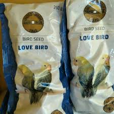 Pakan harian burung lovebird biji milet millet gold coin plastik 250gr. Harga Gold Coin Lovebird Terbaik Juni 2021 Shopee Indonesia