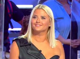 Kelly vedovelli therefore needed to breathe a bit. Kelly Vedovelli En Couple Elle Dit Tout