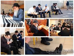 The evening of saturday, july 17th starts tisha b'av (the ninth day of the month of av). Lhasna 60ozg M