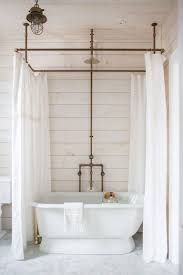 An Incredibly Curated One Bedroom Getaway We Want To Live In Full Time In 2020 Badezimmer Klein Diy Dusche Und Bad Inspiration