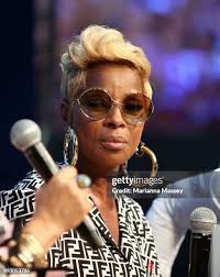 478 Kelly Massey Photos & High Res Pictures