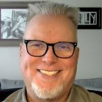 Theresa Dunkin's Instagram, Twitter & Facebook