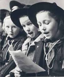 100 markante kulturpersonligheder om fællessangen i Danmark 2021