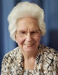 Eve Bryant's Instagram, Twitter & Facebook