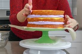 Most cake recipes out there are for 8 inch cake pans with double and sometimes even triple layers. How To Make A Layer Cake Crumb Coat Fill Frost Baker Bettie