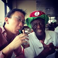 rest in peace to an old friend Wally Famous Amos. thanks for the amazing  stories and cookies.