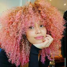 See more ideas about hair, natural hair styles, curly hair styles. Cabelo Crespo Maravilhoso Cosmopolitan Cabelo Hairstyle Hair Gostodisto Dyed Natural Hair Curly Hair Styles Naturally Hair Styles