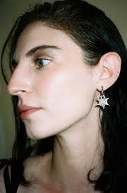 Georgia Paris's Instagram, Twitter & Facebook