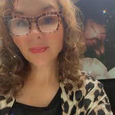 Tilted Crown Esthetics