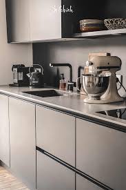 hereinspaziert 5 neue wohnungseinblicke auf solebich kuche schwarz moderne kuche spule kuche